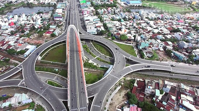 Hà Nội Rót Vốn Mạnh – Vì Sao Bất Động Sản Đà Nẵng Trở Thành Miếng Bánh Không Thể Bỏ Lỡ?